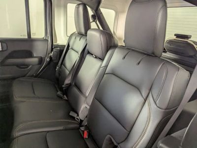 2026 Jeep Wrangler — photo 16 view