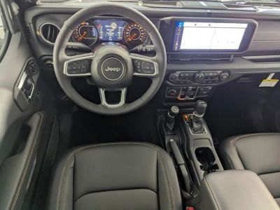 2026 Jeep Wrangler — photo 13 view