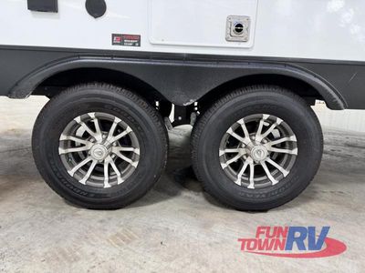 2025 Ember RV E-Series - Photo 15