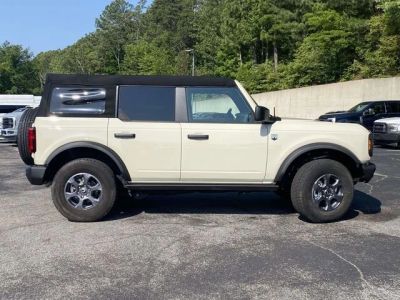 2025 Ford Bronco - Photo 2
