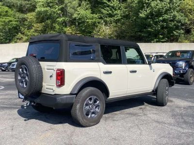 2025 Ford Bronco - Photo 3