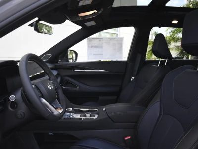 2026 INFINITI QX60 — photo 25 view