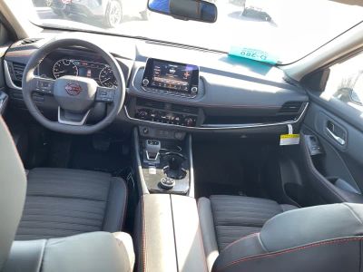 2026 Nissan Rogue — photo 16 view