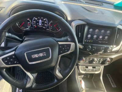 2023 GMC Terrain — photo 14 view