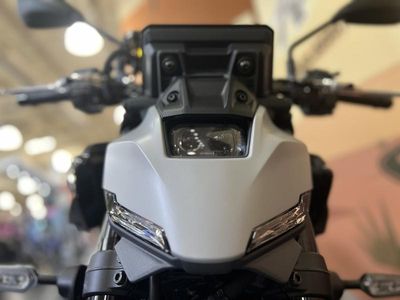 2025 Yamaha MT-09 - Photo 14