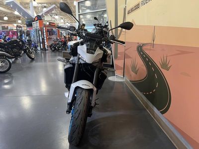 2025 Yamaha MT-09 - Photo 2