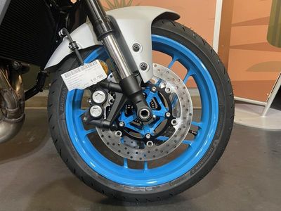 2025 Yamaha MT-09 - Photo 10