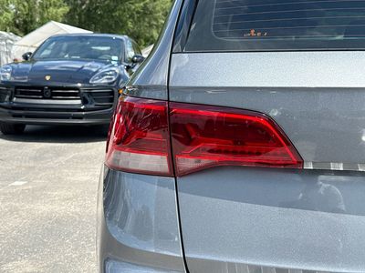 2023 Volkswagen Taos - Photo 10