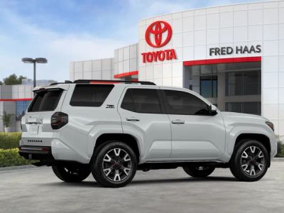 2026 Toyota 4Runner - Photo 13