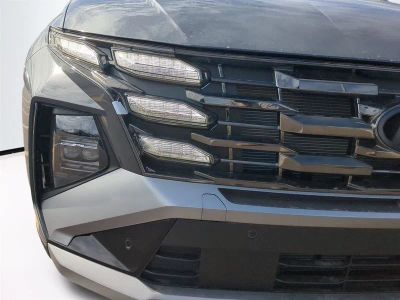 2026 Hyundai TUCSON HYBRID — photo 10 view