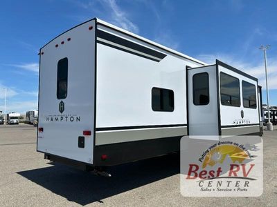 2026 CrossRoads RV Hampton - Photo 4