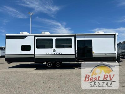 2026 CrossRoads RV Hampton - Photo 8
