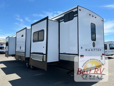 2026 CrossRoads RV Hampton - Photo 5
