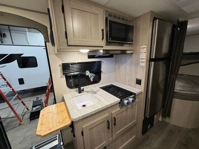 2024 Coachmen RV Catalina Expedition - Photo 17