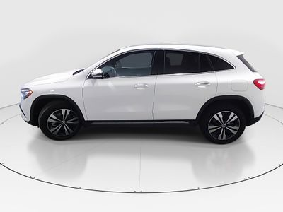 2025 Mercedes-Benz GLA - Photo 4