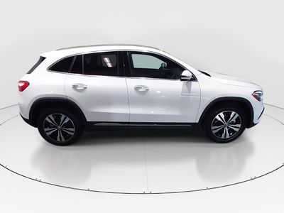 2025 Mercedes-Benz GLA - Photo 8