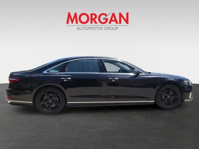 2019 Audi A8 L - Photo 6