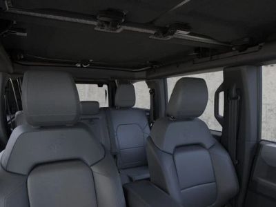 2026 Ford Bronco - Photo 12