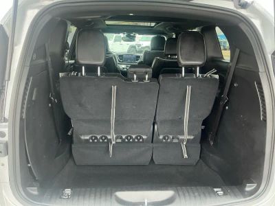 2026 Chrysler Pacifica — photo 18 view