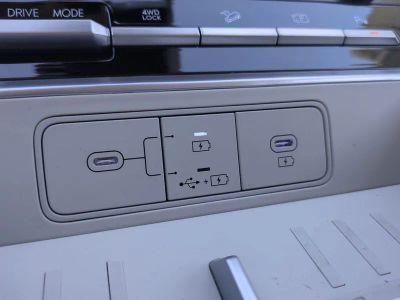 2026 Hyundai SANTA FE HYBRID — photo 25 view