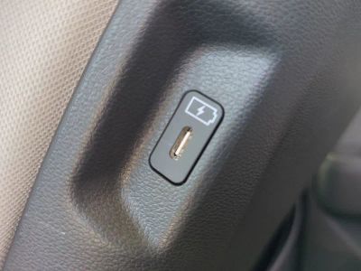 2026 Hyundai SANTA FE HYBRID — photo 17 view