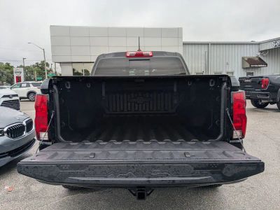 2024 Chevrolet Colorado — photo 10 view