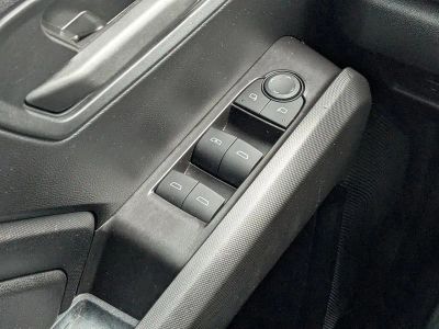 2024 Chevrolet Colorado — photo 18 view