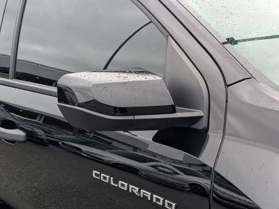 2024 Chevrolet Colorado — photo 9 view