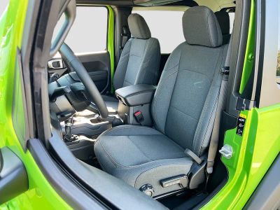 2026 Jeep Wrangler — photo 19 view