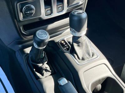 2026 Jeep Wrangler — photo 16 view