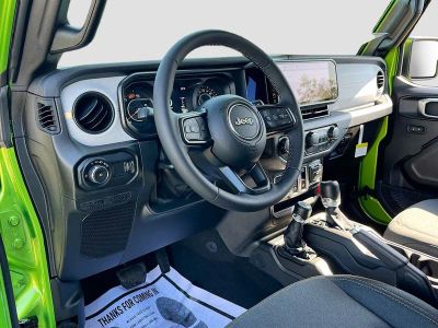 2026 Jeep Wrangler — photo 9 view
