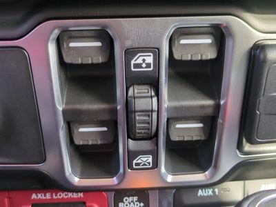 2026 Jeep Gladiator — photo 24 view