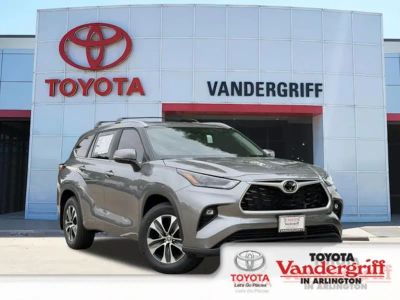 2026 Toyota Highlander - Photo 1
