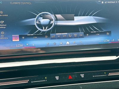 2026 BMW 5 Series — photo 13 view