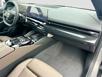 2026 BMW 5 Series — photo 24 view