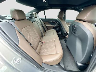 2026 BMW 5 Series — photo 22 view