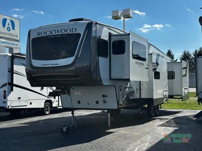 2026 Forest River RV Rockwood Signature - Photo 5