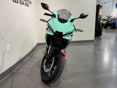 2026 Yamaha YZF-R3 - Photo 3