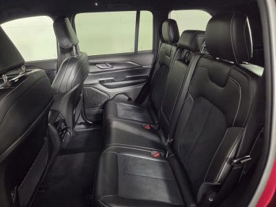 2025 Jeep Grand Cherokee — photo 25 view