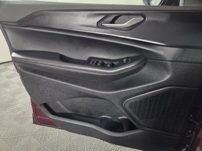 2025 Jeep Grand Cherokee — photo 22 view