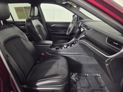 2025 Jeep Grand Cherokee — photo 32 view