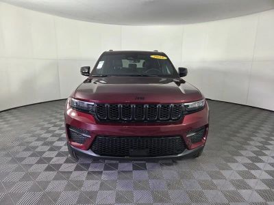 2025 Jeep Grand Cherokee — rear three-quarter view