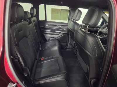 2025 Jeep Grand Cherokee — photo 30 view