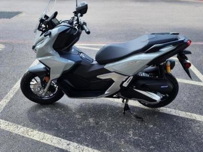 2026 Honda ADV160 - Photo 8