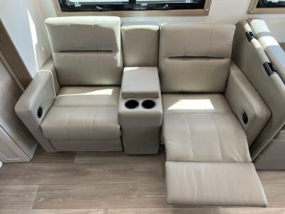 2027 Entegra ODYSSEY — photo 9 view