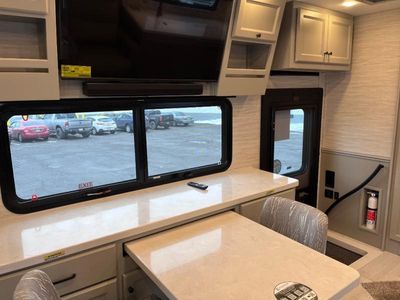 2026 Tiffin Motorhomes Allegro Bay - Photo 16