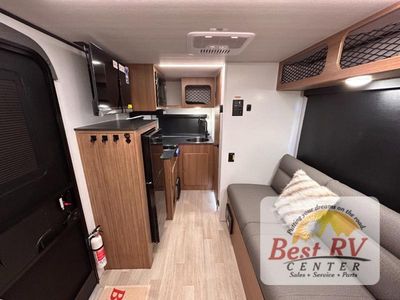 2026 Keystone RV Reign - Photo 10
