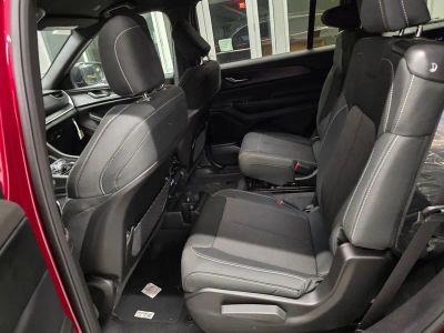 2025 Jeep Grand Cherokee L — photo 28 view