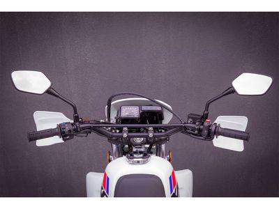 2025 Honda XR650L - Photo 4
