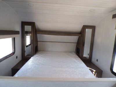 2022 Forest River Salem Cruise Lite — photo 9 view